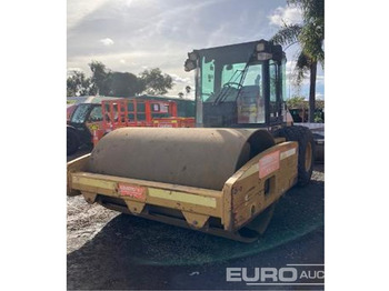 مدحلة CATERPILLAR