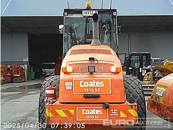 مدحلة CATERPILLAR