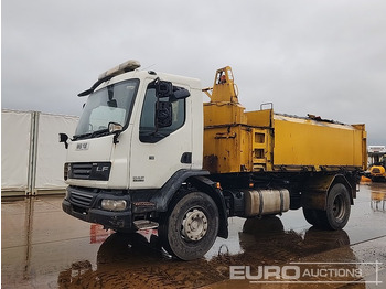 شاحنة قلاب DAF LF 55 220