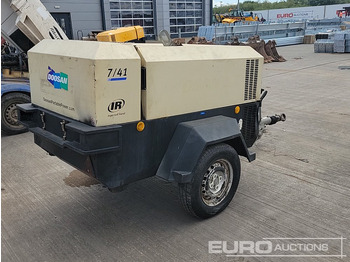 الضاغط 2012 Doosan 741: صورة 5