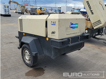 الضاغط 2012 Doosan 741: صورة 3