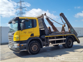 شاحنة نقل المخلفات SCANIA P 230