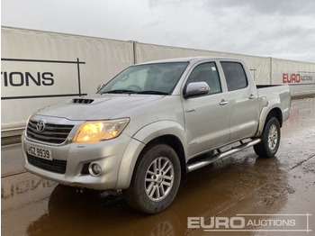 شاحنة البيك أب TOYOTA Hilux