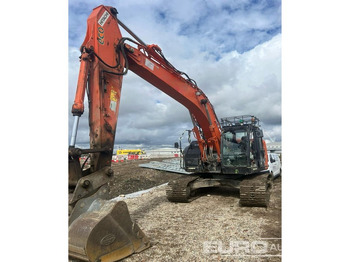 حفار زحاف HITACHI ZX225USLC-6