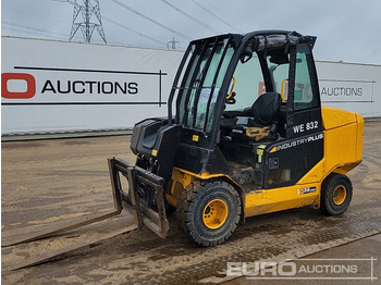 رافعة تلسكوبية JCB