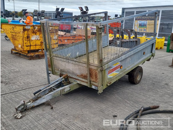 مقطورة لنقل المعدات