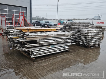 معدات البناء