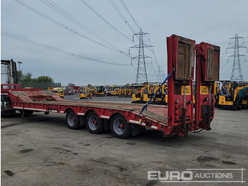 عربة منخفضة مسطحة نصف مقطورة Cheiftain Tri Axle Stepframe Low Loader Trailer, Neck Ramps, Out Riggers, Hydraulic Flip Toe Ramps: صورة 3