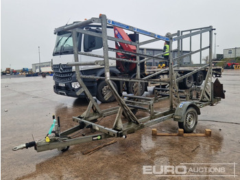 مقطورة لنقل المعدات