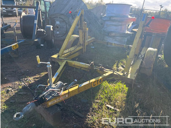 مقطورة لنقل المعدات