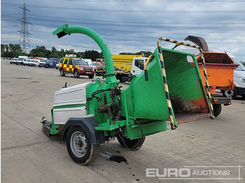 الآلات الزراعية Single Axle Diesel Wood Chipper, Isuzu Engine: صورة 3