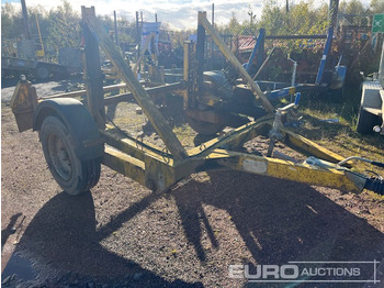 مقطورة لنقل المعدات