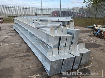 حاوية البناء