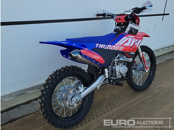 دراجة نارية Unused 2025 Apollo Thunder 250cc Motorcross Bike, 21" Front, 18" Rear Tyres, Electric Start, Air Cooled, Hydraulic Suspension, Disc Brakes, Lighting Kit (UNASSEMBLED): صورة 4 دراجة نارية Unused 2025 Apollo Thunder 250cc Motorcross Bike, 21" Front, 18" Rear Tyres, Electric Start, Air Cooled, Hydraulic Suspension, Disc Brakes, Lighting Kit (UNASSEMBLED): صورة 4