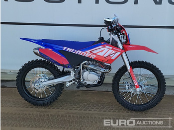 دراجة نارية Unused 2025 Apollo Thunder 250cc Motorcross Bike, 21" Front, 18" Rear Tyres, Electric Start, Air Cooled, Hydraulic Suspension, Disc Brakes, Lighting Kit (UNASSEMBLED): صورة 5 دراجة نارية Unused 2025 Apollo Thunder 250cc Motorcross Bike, 21" Front, 18" Rear Tyres, Electric Start, Air Cooled, Hydraulic Suspension, Disc Brakes, Lighting Kit (UNASSEMBLED): صورة 5