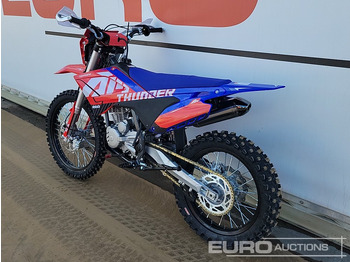 دراجة نارية Unused 2025 Apollo Thunder 250cc Motorcross Bike, 21" Front, 18" Rear Tyres, Electric Start, Air Cooled, Hydraulic Suspension, Disc Brakes, Lighting Kit (UNASSEMBLED): صورة 3 دراجة نارية Unused 2025 Apollo Thunder 250cc Motorcross Bike, 21" Front, 18" Rear Tyres, Electric Start, Air Cooled, Hydraulic Suspension, Disc Brakes, Lighting Kit (UNASSEMBLED): صورة 3