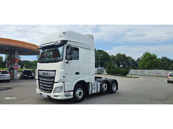 وحدة جر DAF XF 105 460