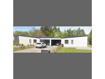 معدات البناء