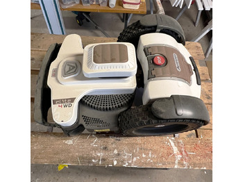 جزازة أعشاب الحدائق