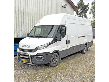 فان IVECO Daily 35s18