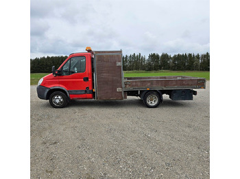 شاحنات مسطحة Iveco Stralis C35: صورة 2