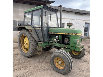 جرار John Deere 2140: صورة 3