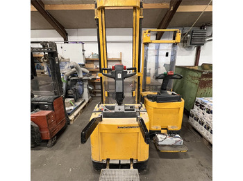 شاحنة باليت Jungheinrich Hawker Perfect Plus 3 PzB 300: صورة 3 شاحنة باليت Jungheinrich Hawker Perfect Plus 3 PzB 300: صورة 3