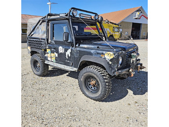 سيارة دفع رباعي LAND ROVER