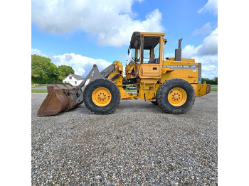 اللودر بعجل VOLVO L50C