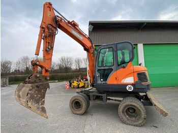 حفارة دولاب DOOSAN DX55