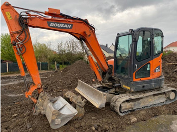 حفارة مُصَّغرة DOOSAN DX62R-3