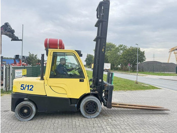 رافعة شوكية تعمل بالغاز HYSTER