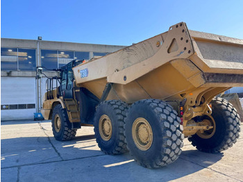 شاحنة قلاب مفصلية CAT 730-04: صورة 4