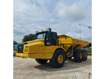 شاحنة قلاب مفصلية CATERPILLAR 745