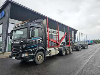 شاحنة قطع الأشجار SCANIA R 730