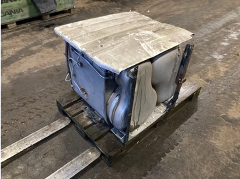 كاتم الصوت/الخمارات MAN