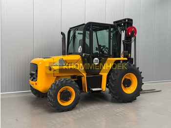 رافعة شوكية للأرض الوعرة JCB 940: صورة 4