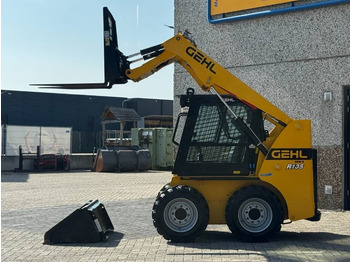 حفار زحاف Gehl R135 / Mantitou 1350R, 2022, 115 hours!: صورة 2