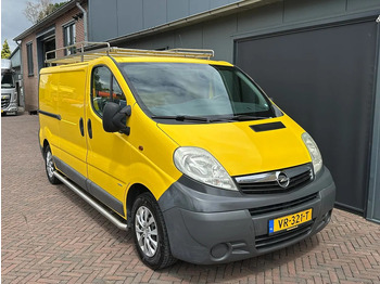 فان المدمجة OPEL Vivaro
