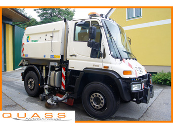 سياره كنس شوارع UNIMOG U400