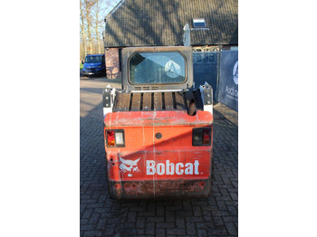 اللودر بعجل Bobcat S130: صورة 4
