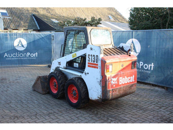 اللودر بعجل Bobcat S130: صورة 3