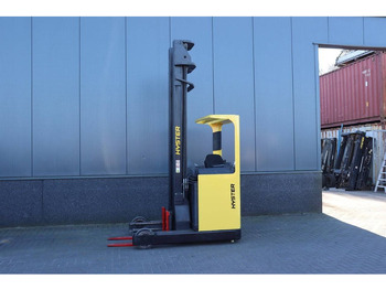 شاحنة مناوِلة HYSTER