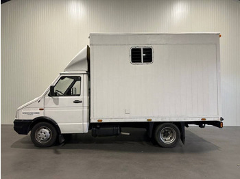 شاحنة نقل خيل Iveco 49-12/35: صورة 2 شاحنة نقل خيل Iveco 49-12/35: صورة 2