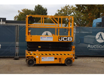 رافعة هيدروليكية مقصية JCB S2632E