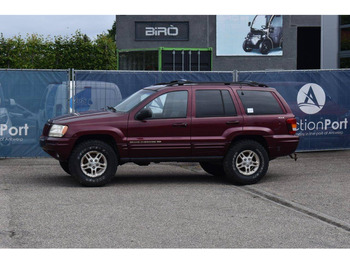 سيارة Jeep Grand Cherokee Limited: صورة 1