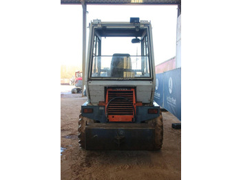 اللودر بعجل Kubota R510: صورة 4 اللودر بعجل Kubota R510: صورة 4
