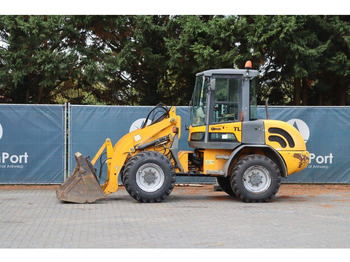 اللودر بعجل TEREX