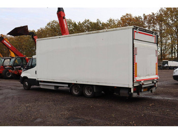 نصف مقطورة صندوق مغلق VELDHUIZEN P46-1 P46-1: صورة 3 نصف مقطورة صندوق مغلق VELDHUIZEN P46-1 P46-1: صورة 3