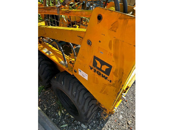 اللودر المجنزر YANMAR